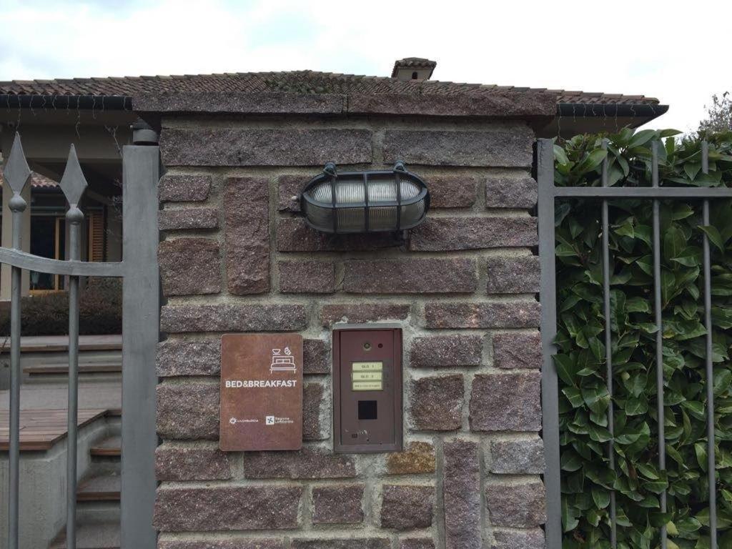 B&B La Casa Di Angela Cusago Exterior foto
